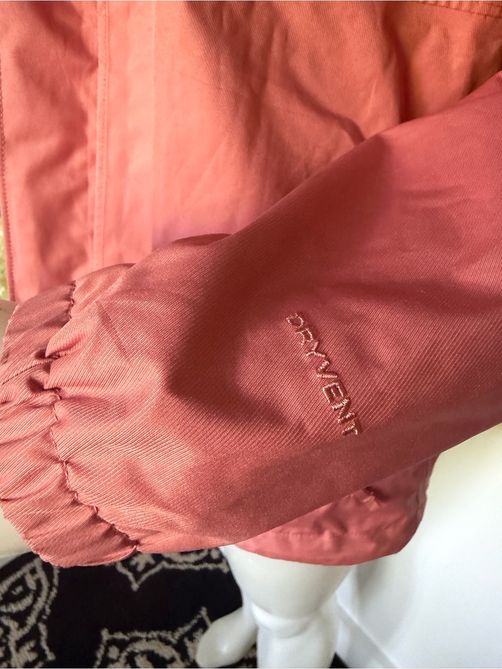 The North Face Pink Hooded Rain Jacket Youth XL Women XS/S - Picture 5 of 8